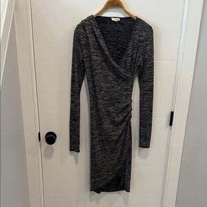 Aritzia Wilfred free Charcoal Long Sleeve Dress size small